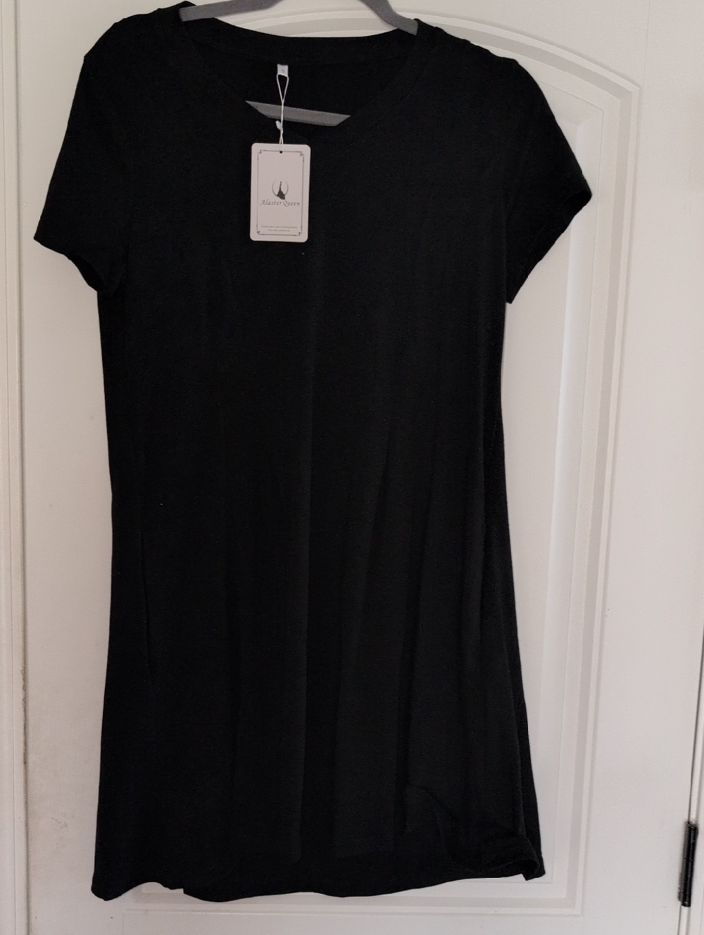 Everyday Black Short-Sleeve V-Neck Dress Tee - Comfortable Casual